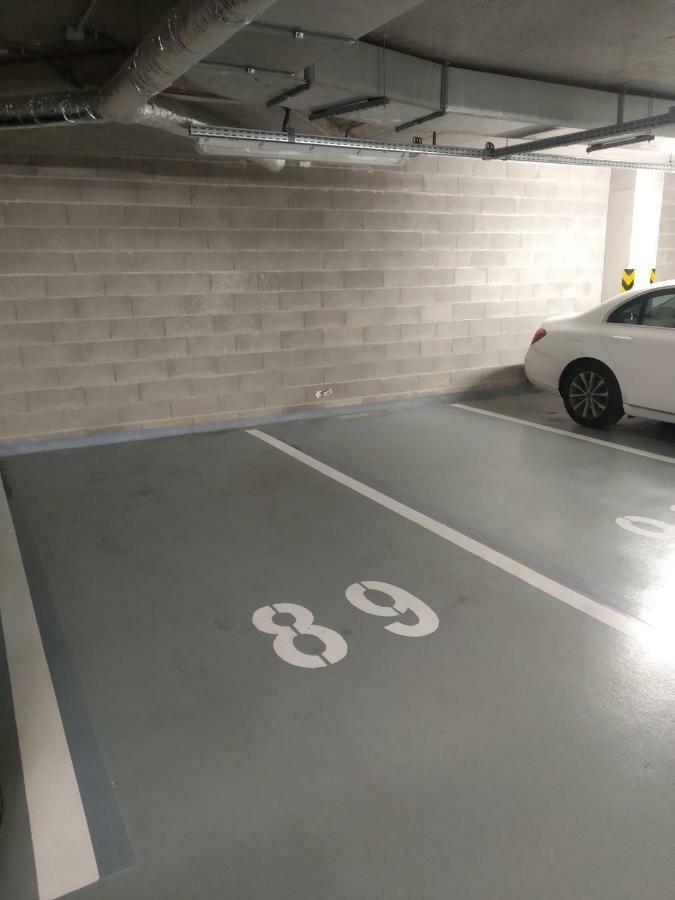 Bratislava Center, River Front, Private Parking Included Екстер'єр фото